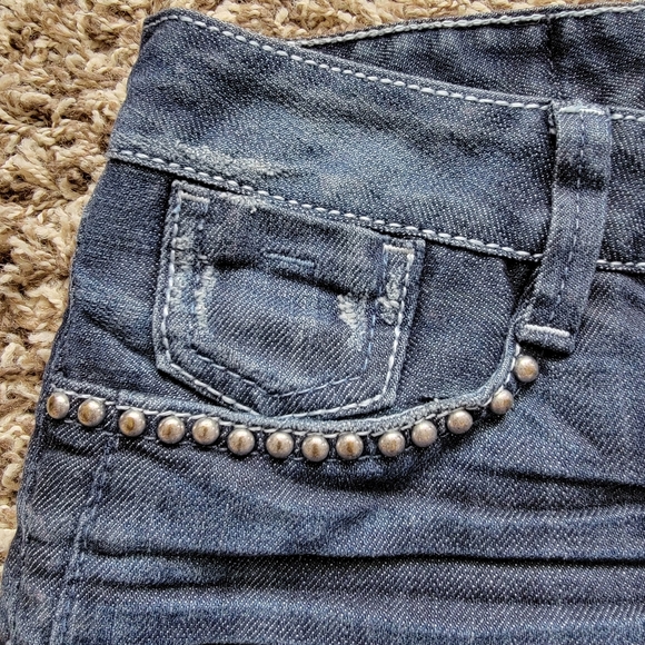 Guess Jean Shorts - Picture 3 of 10